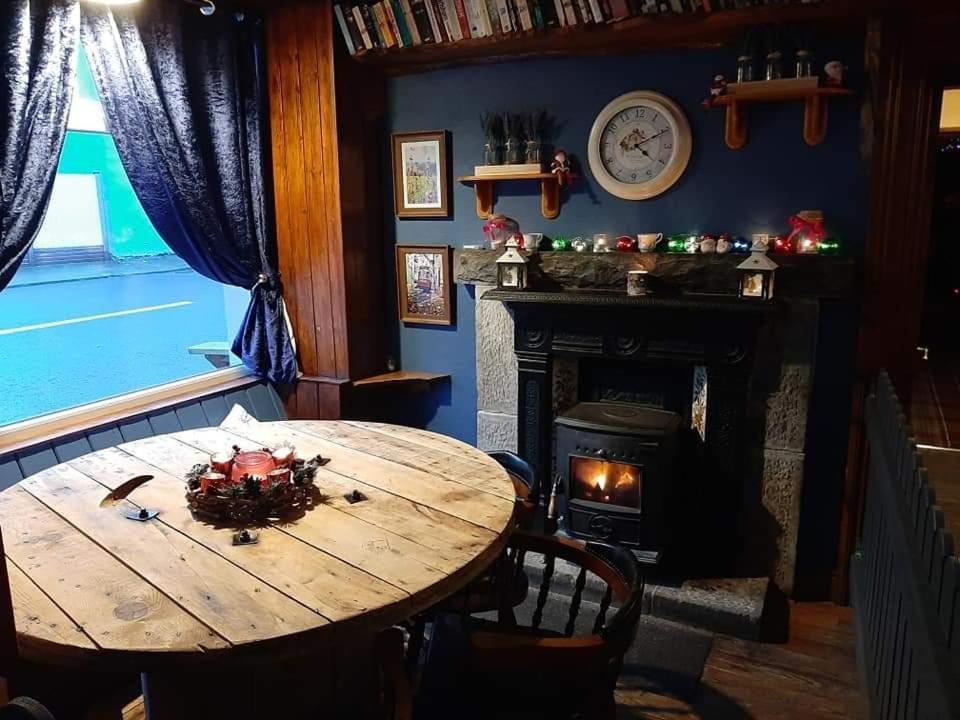 Gordon'S Guesthouse Loughrea Eksteriør bilde