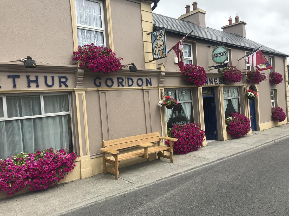 Gordon'S Guesthouse Loughrea Eksteriør bilde